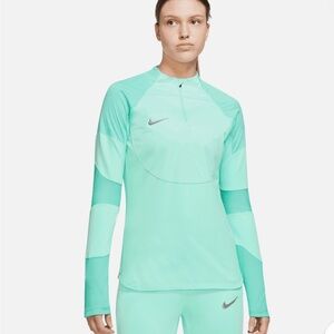 Nike Womens Therma-Fit Strike 1/4-Zip Soccer Drill Top - Green Glow/Light Med